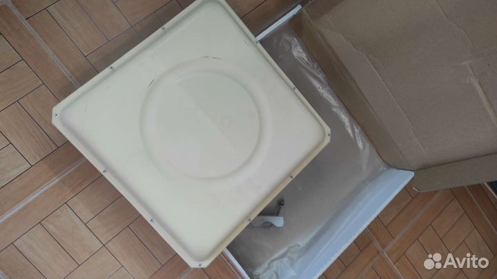 Антенна agata-F 3G+4G, направленная, панельная