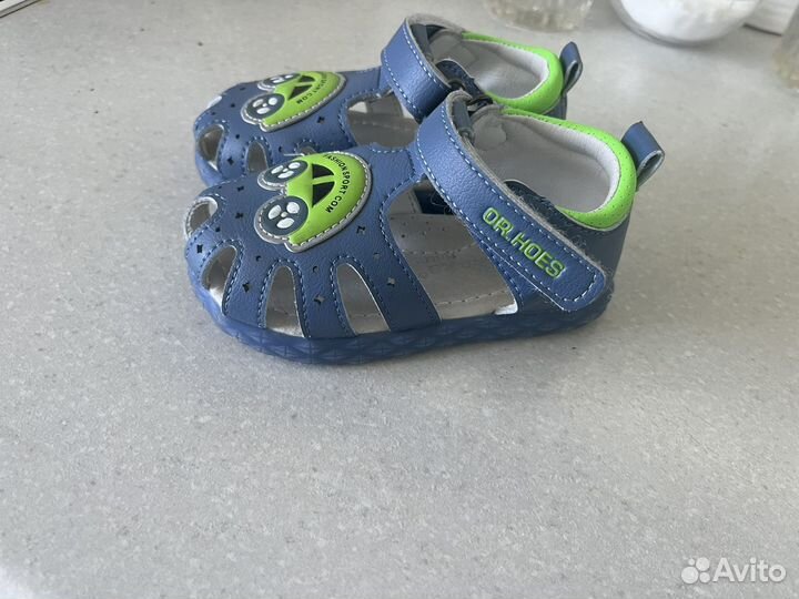 Сандалии детские