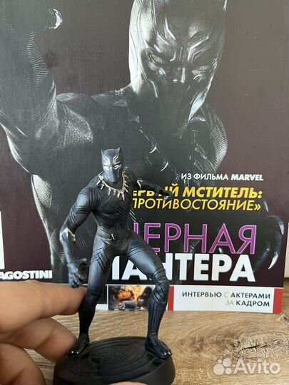 Фигурка Черная пнтера от Deagostiny