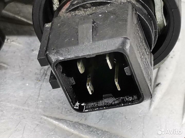 Корпус термостата Renault Megane 2 рест. 2010