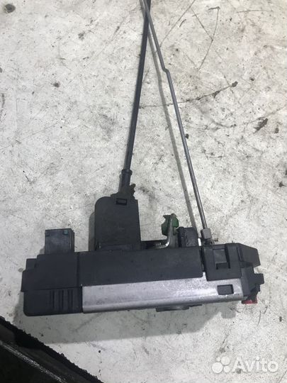 Замок задний правый Opel Corsa C