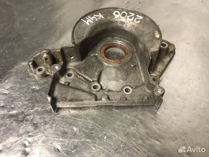 Передняя крышка блока K4M K4J 16V Renault