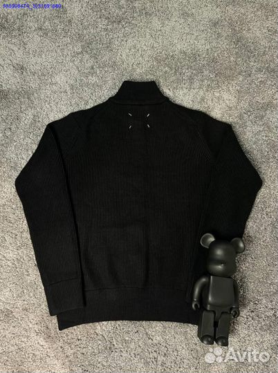 Элегантный кардиган от Maison Margiela