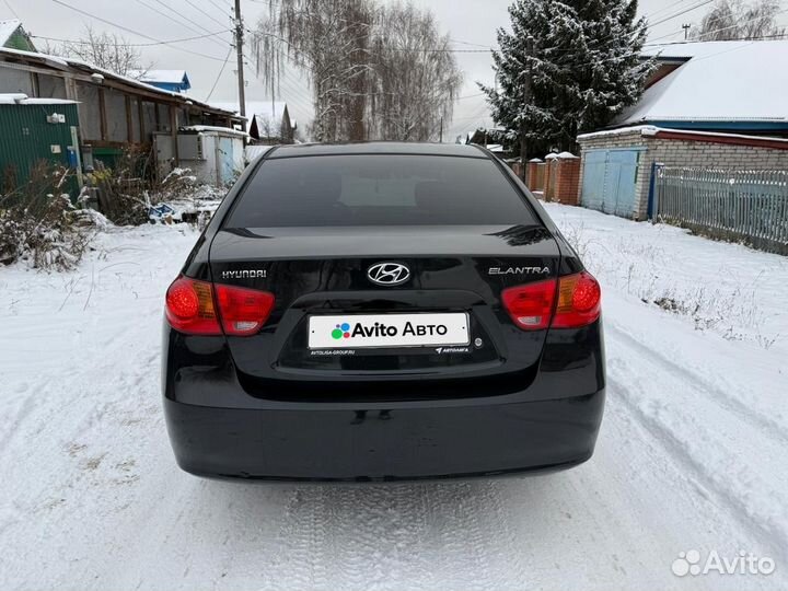 Hyundai Elantra 1.6 МТ, 2010, 193 000 км
