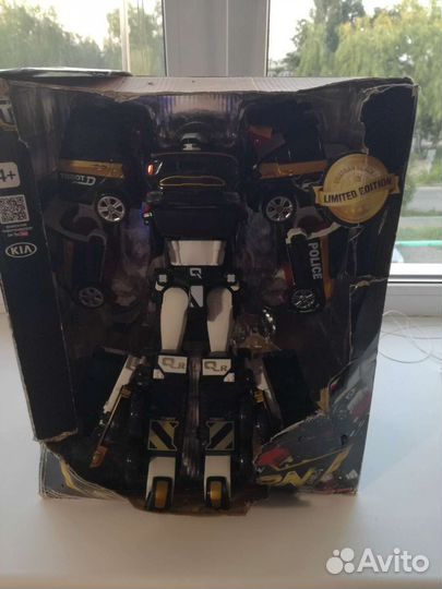 Трансформер Tobot Quatran