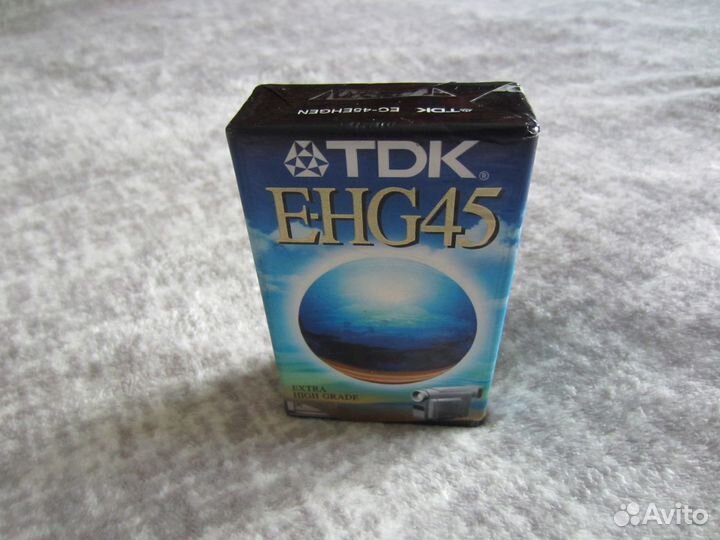 Видеокассета TDK для видеокамеры формата VHS-C