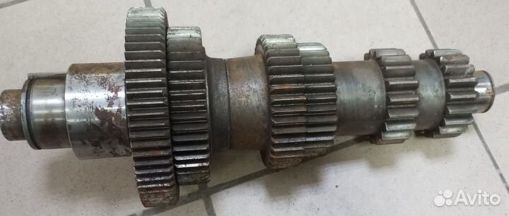 Вал промежуточный кпп Fuller 12JS160T-1701048