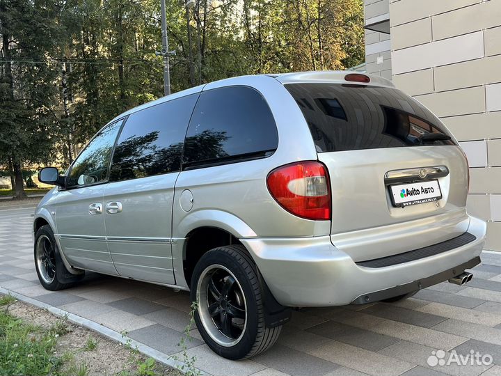 Chrysler Voyager 2.4 AT, 2001, 185 000 км