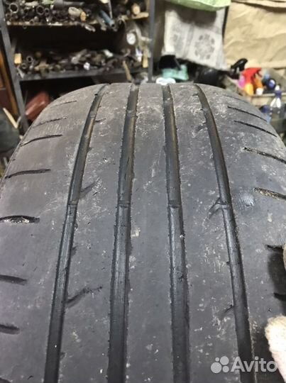 Bridgestone B700 235/55 R19 101W