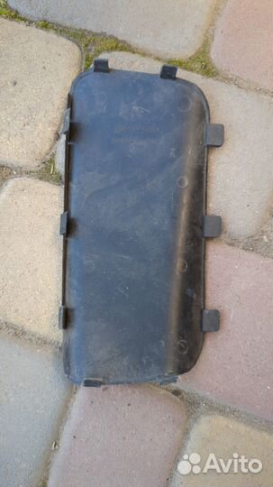 Заглушка птф правая LADA Niva ваз 2113