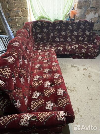 Диван угловой