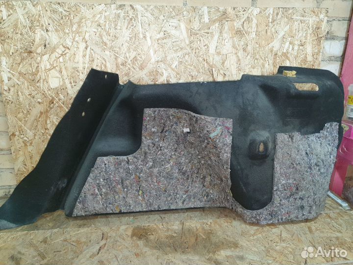 Обшивка багажника Renault Fluence