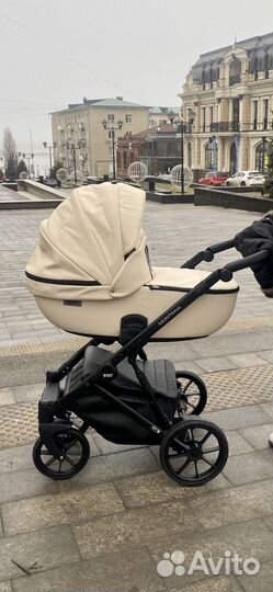 Коляска 3 в 1 Riko Basic Montana Ecco