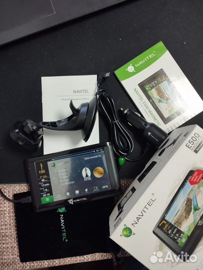 Навигатор Navitel E 500 Magnetic