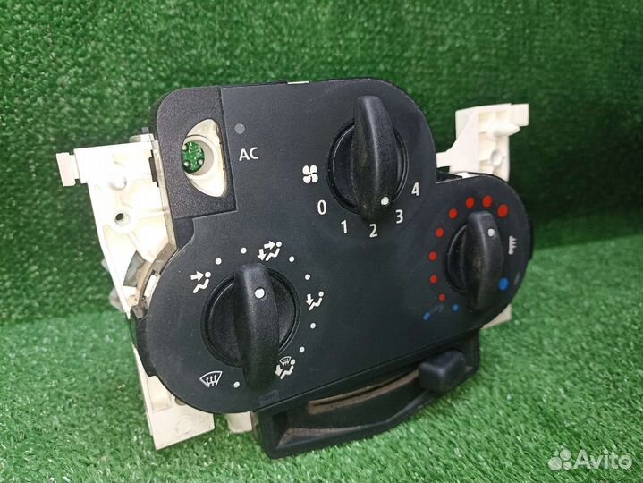 Блок управления печкой Renault logan 1