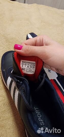 Кроссовки Adidas новые