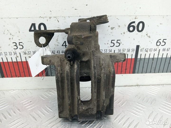 Суппорт задний левый для Audi A6 C5 4B0615423