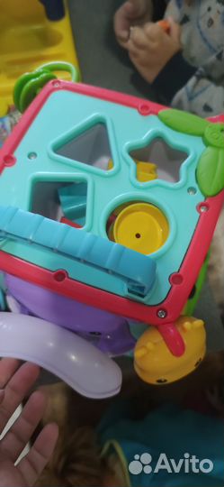 Музыкальный куб fisher price с сортером