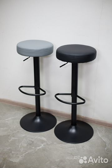 Барный стул круглый без спинки