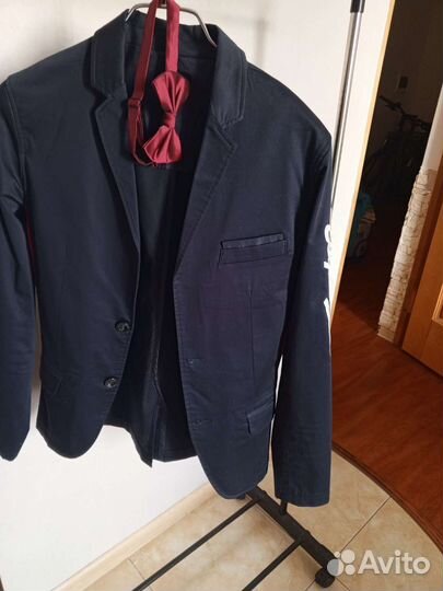 Пиджак для мальчика полростковый