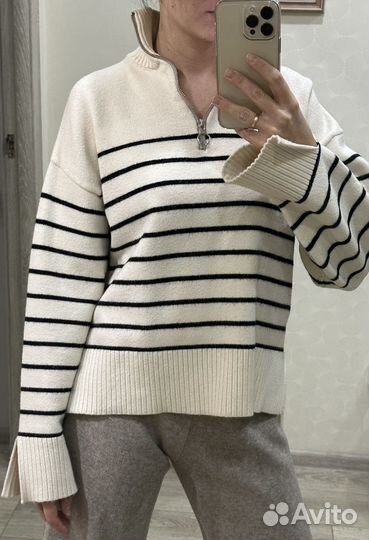 Кофта вязанная