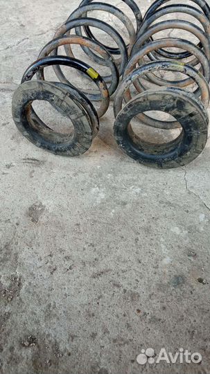 Пружины задние