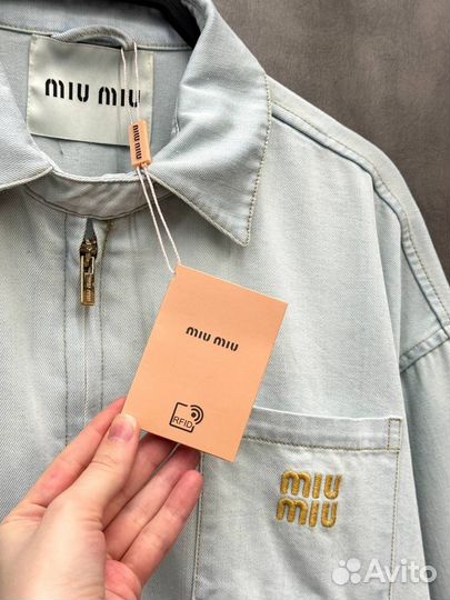Джинсовая куртка Miu Miu на весну
