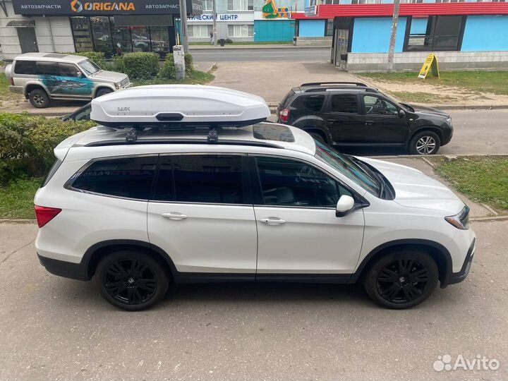 Автобокс на крышу LUX tavr 197 белый глянец 520L