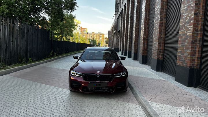 BMW M5 4.4 AT, 2022, 300 км