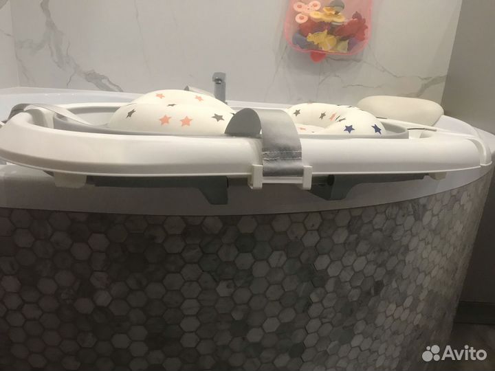 Ванночка для купания новорожденного