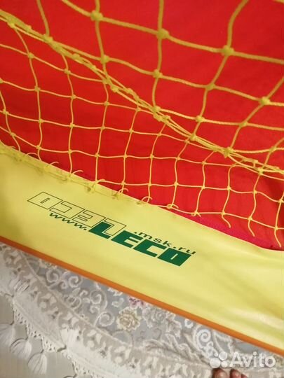 Батут с защитной сеткой