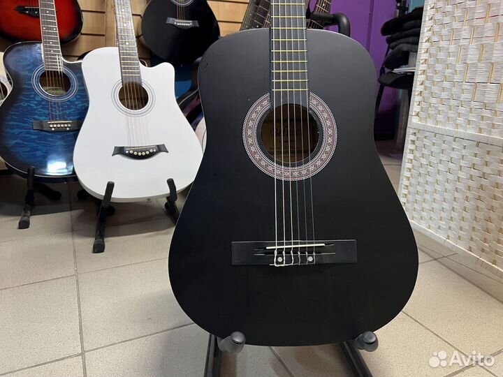 Гитара классическая