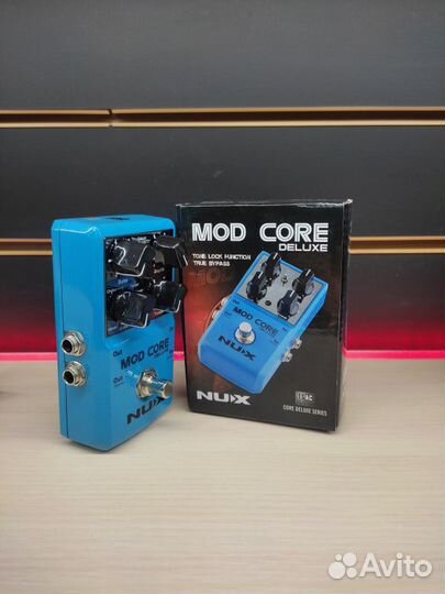 Усилитель гитарная педаль эффектов NUX MOD core de