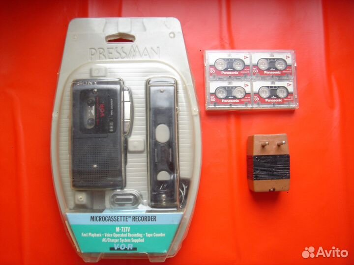 Microcassette Recorder Sony M-717V
