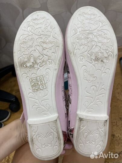 Продам новые туфли летние для девочки на 7-8 лет