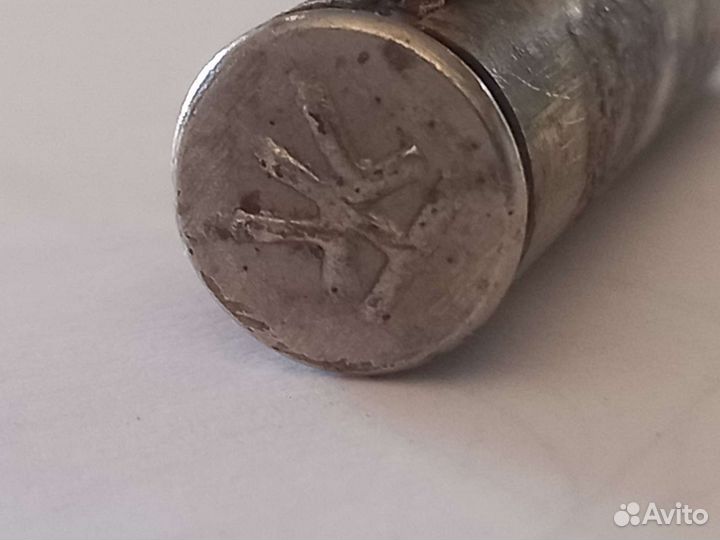 Помада для губ