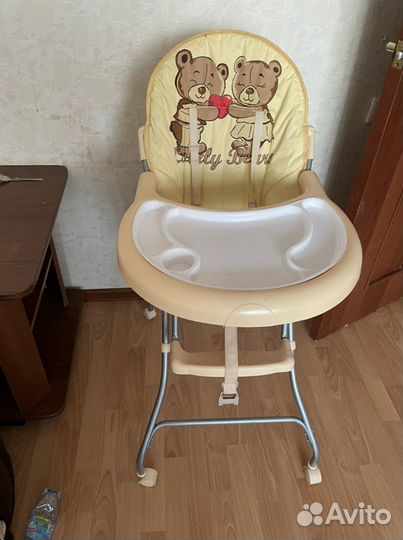 Детский стульчик для кормления