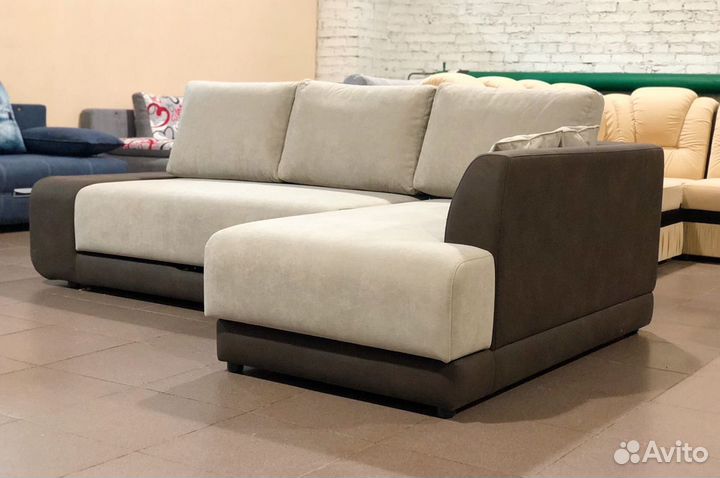 Диван с оттоманкой