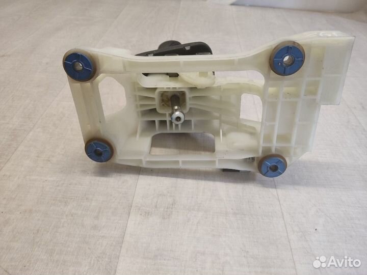 Кулиса кпп Kia Ceed ED 1.6 G4FC 2010