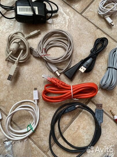 Шнуры зарядное устройство наушники