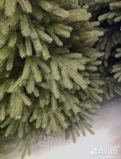 Елка искусственная