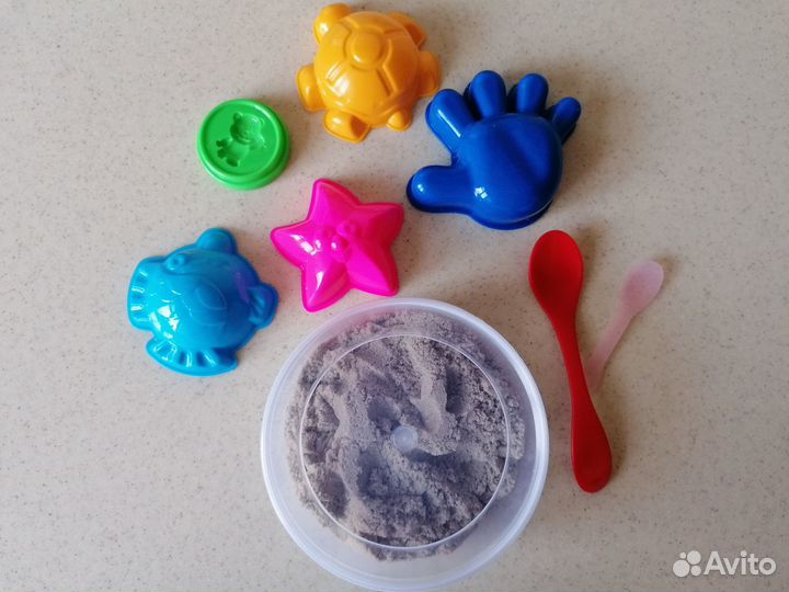Набор для творчества-живой песок с формочками