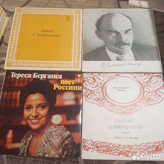 Пластинки великих исполнителей.Очень много