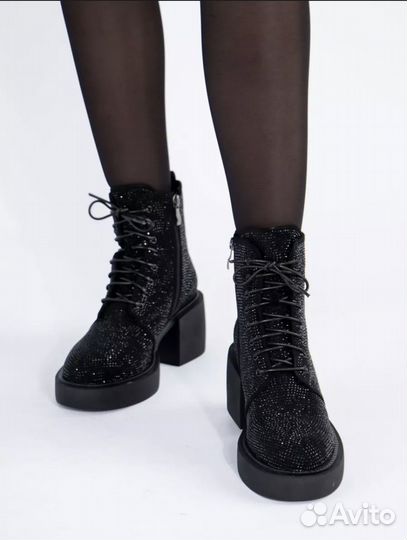 Ботинки женские демисезонные