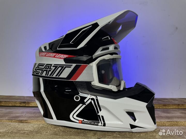 Мотошлем Leatt Moto 7.5 Black/White