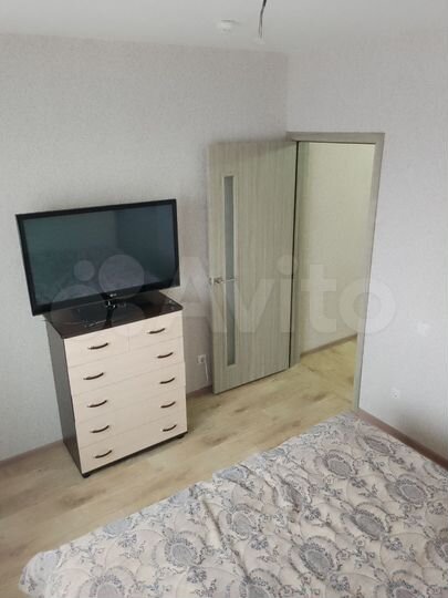 3-к. квартира, 77 м², 3/8 эт.