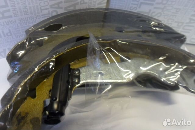 Колодки тормозные барабанные Renault Duster 4X4