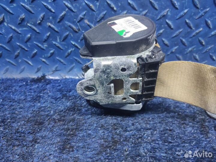 Ремень безопасности передний правый Bmw F10