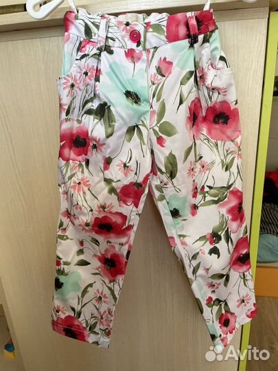 Костюм нарядный для девочки новый