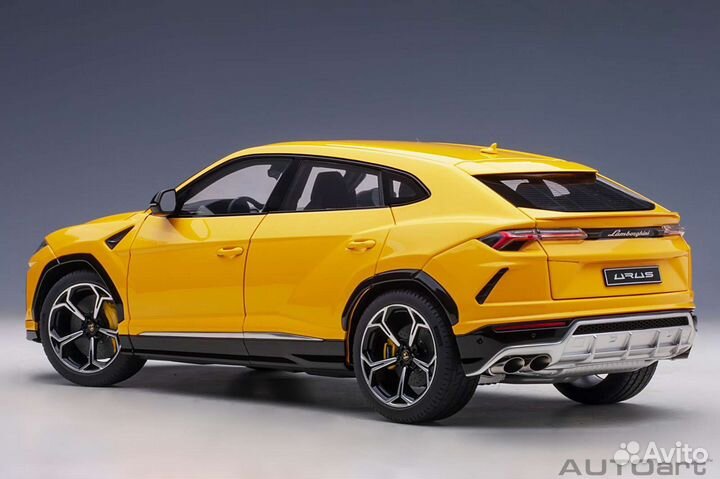 Lamborghini Urus Autoart 1:18